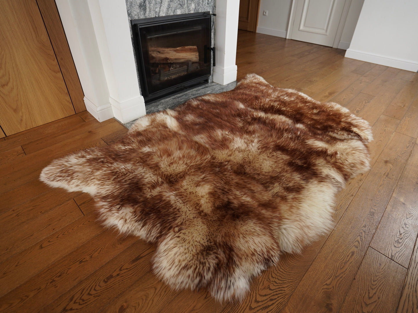 GIANT SHEEPSKIN Triple XXL Mouflon Throw Genuine leather Sheep Skin 64" x 46" Decorative rug Natural comfy,cozy, hair is very thick, shiny !