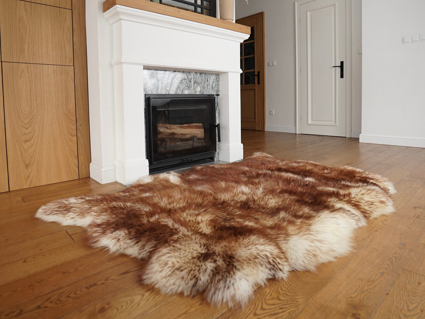 GIANT SHEEPSKIN Triple XXL Mouflon Throw Genuine leather Sheep Skin 64" x 46" Decorative rug Natural comfy,cozy, hair is very thick, shiny !