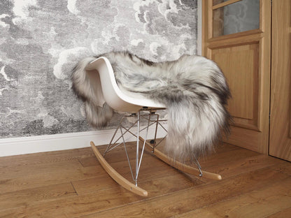 SHEEPSKIN ICELANDIC Grey XH3 White Xxl Throw Genuine leather Sheep Skin  Decorative rug  Gray comfy, cozy, hair is very thick, shiny !