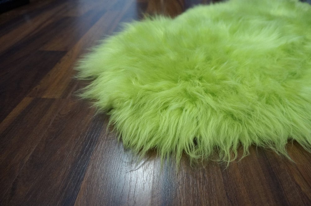 Regular SHEEPSKIN  GREEN Throw Genuine leather Sheep Skin 46 " x 26"  Decorative rug Natural comfy, cozy, hiny !