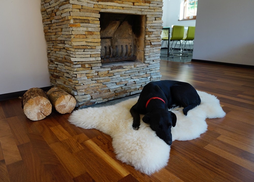 Original BIG   White Genuine Natural Sheepskin Rug Exclusive rug, Large Sheepskin Dog Bed, Woolen Dog Bed Mat, Pet Dog