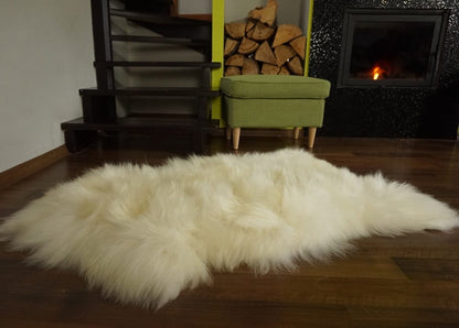 Giant SHEEPSKIN XXL White Throw Genuine leather Sheep Skin 50"x 30"  Decorative rug Natural comfy, cozy, hair is very thick, shiny !